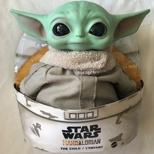 Star Wars /  Baby Yoda “The Child” Plush Toy